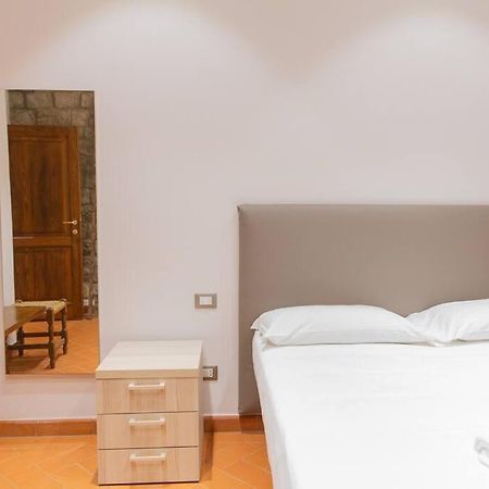 Cozy And Charmin 3Br Apartment Steps By Duomo ฟลอเรนซ์ ภายนอก รูปภาพ