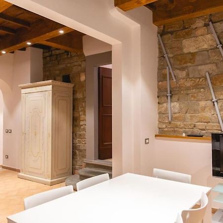 Cozy And Charmin 3Br Apartment Steps By Duomo ฟลอเรนซ์ ภายนอก รูปภาพ