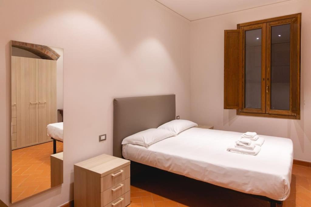 Cozy And Charmin 3Br Apartment Steps By Duomo ฟลอเรนซ์ ภายนอก รูปภาพ