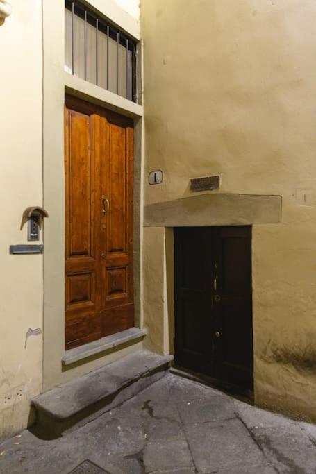 Cozy And Charmin 3Br Apartment Steps By Duomo ฟลอเรนซ์ ภายนอก รูปภาพ