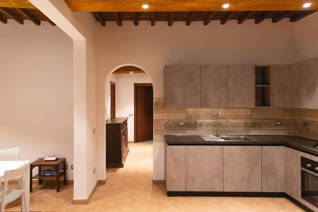 Cozy And Charmin 3Br Apartment Steps By Duomo ฟลอเรนซ์ ภายนอก รูปภาพ