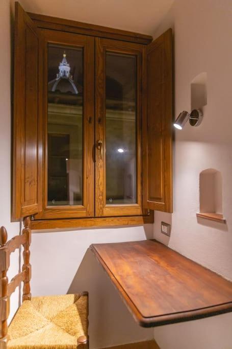 Cozy And Charmin 3Br Apartment Steps By Duomo ฟลอเรนซ์ ภายนอก รูปภาพ