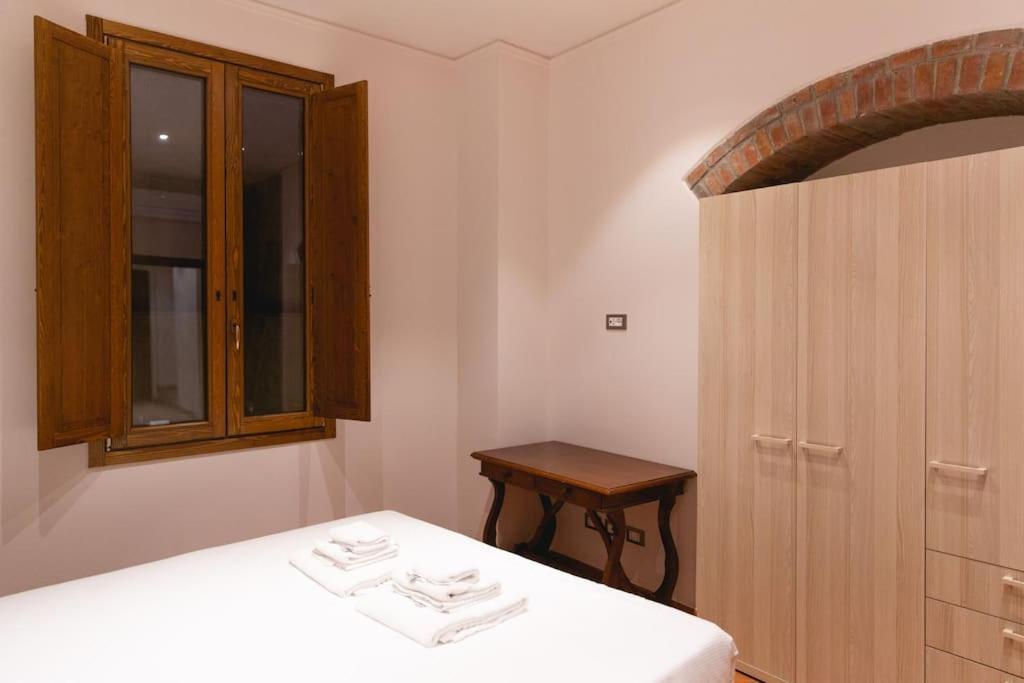 Cozy And Charmin 3Br Apartment Steps By Duomo ฟลอเรนซ์ ภายนอก รูปภาพ